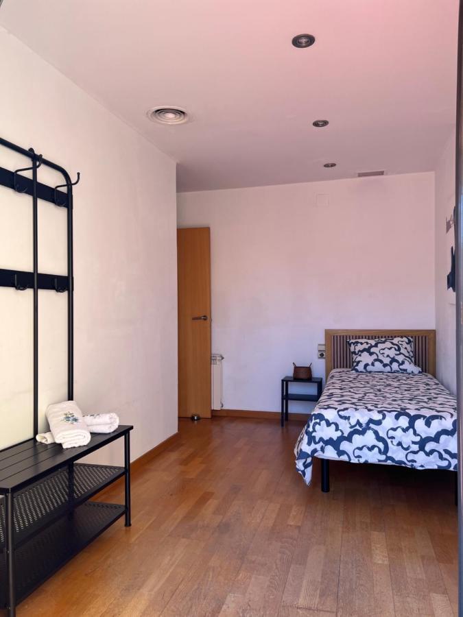 Casa Neus, Casa Cerca De Barcelona Villa Sant Feliu de Llobregat Bagian luar foto