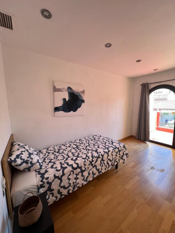 Casa Neus, Casa Cerca De Barcelona Villa Sant Feliu de Llobregat Bagian luar foto