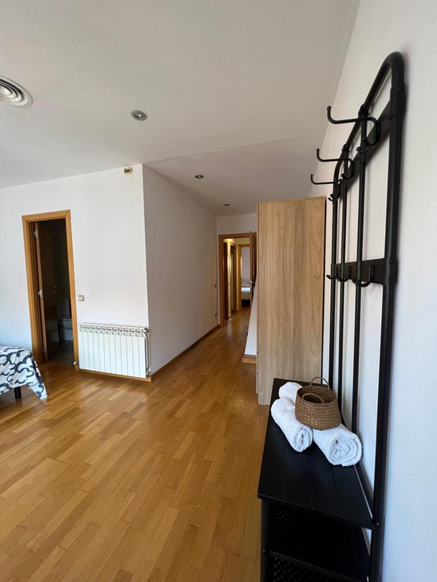Casa Neus, Casa Cerca De Barcelona Villa Sant Feliu de Llobregat Bagian luar foto