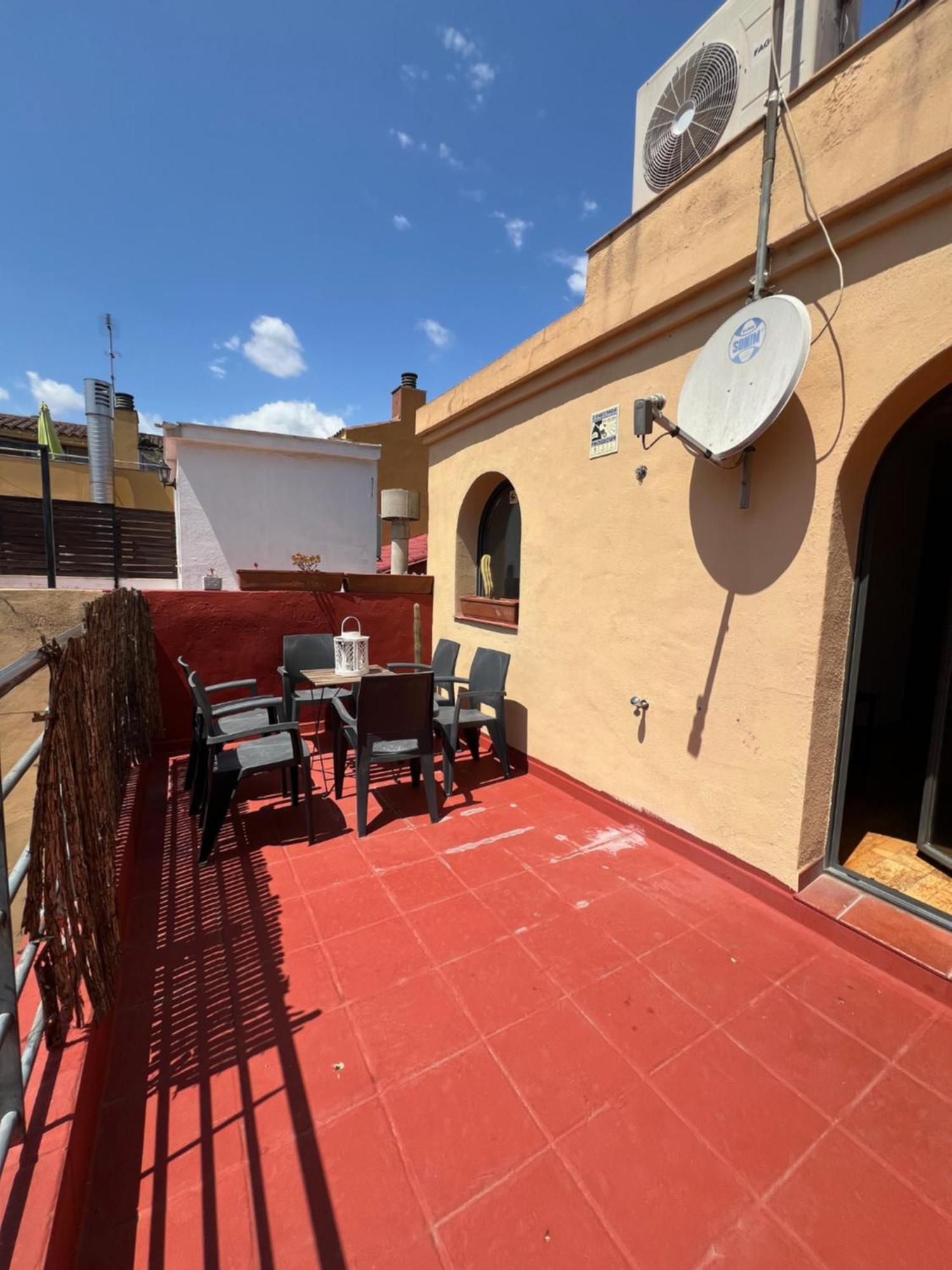 Casa Neus, Casa Cerca De Barcelona Villa Sant Feliu de Llobregat Bagian luar foto